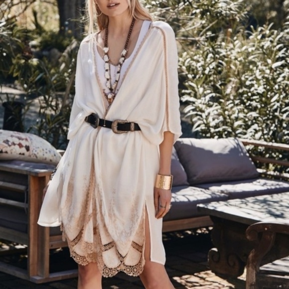 MUST HAVE Boho Kimono Cardigan - Picture 2 of 3